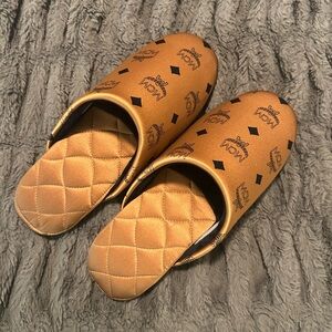 NEW Authentic MCM Visetos Silk Satin Slippers M Tan (MSRP 260)